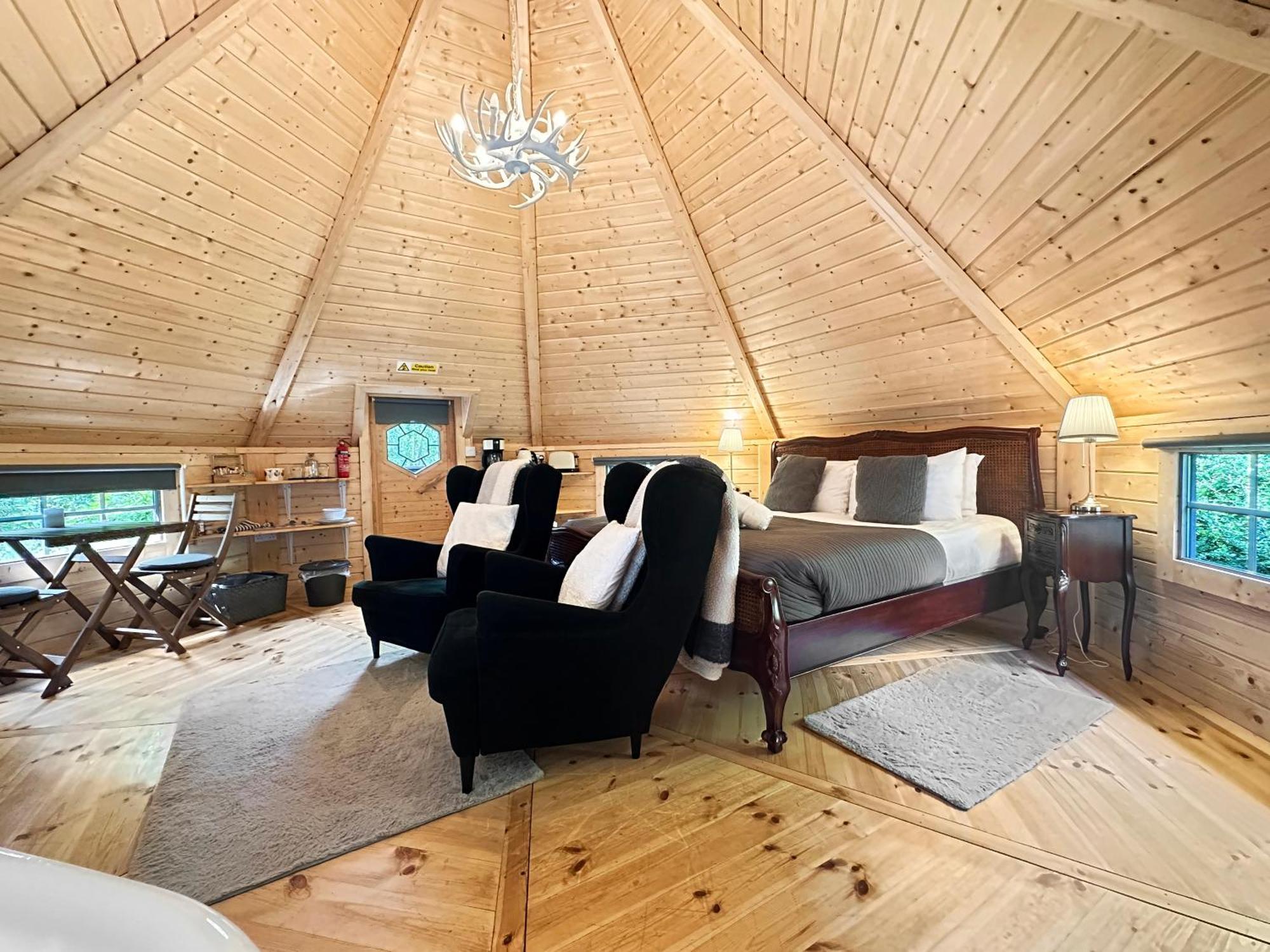 Aos Si Lodges بالاتْشولِش المظهر الخارجي الصورة